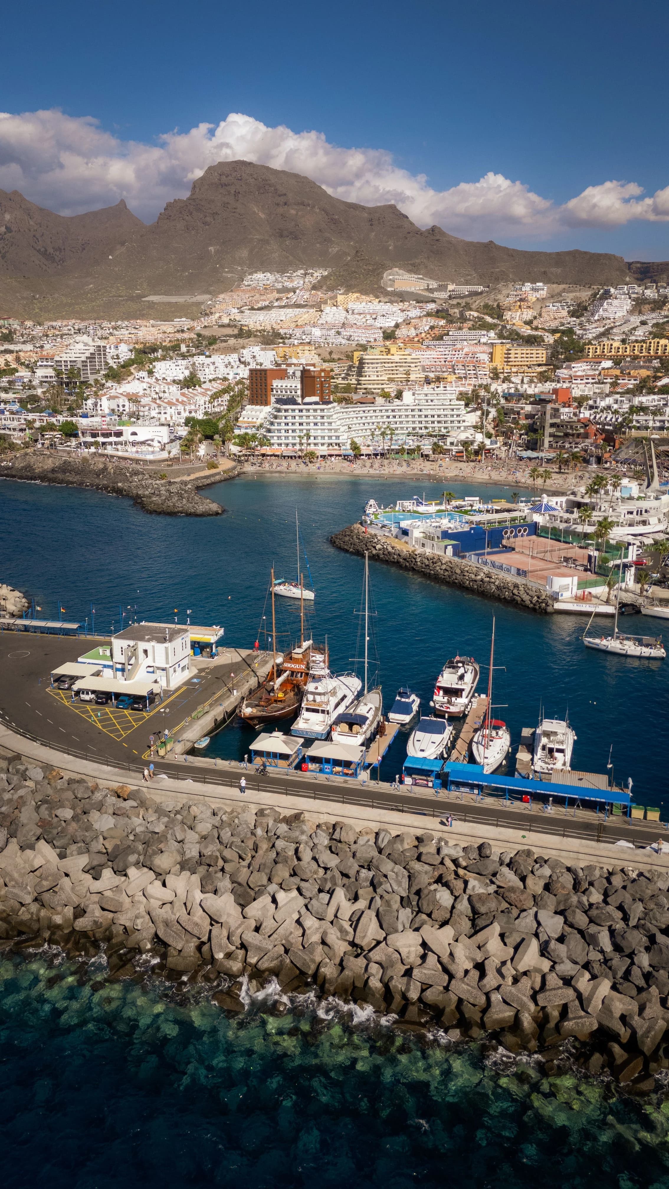 Viața și investițiile în Los Cristianos