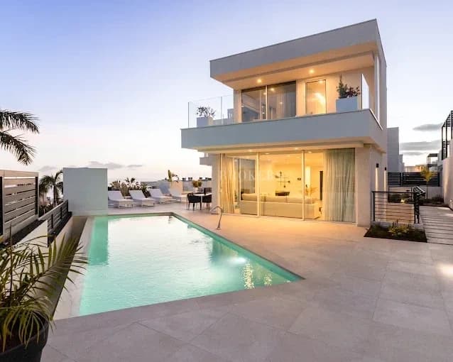 Villa Fantasia | Vilă de Lux de Vânzare
